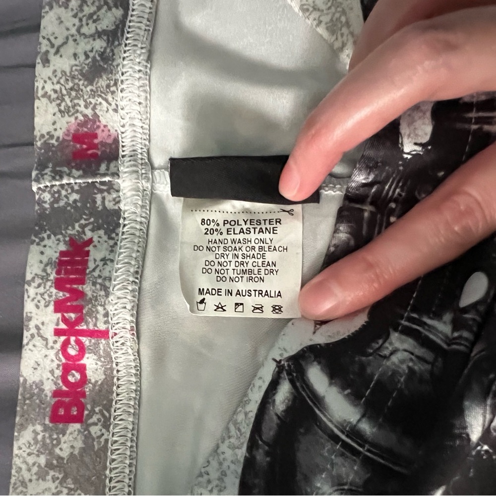 M LE BlackMilk Wht Mechanical Bones Leggings - Picture 7 of 9